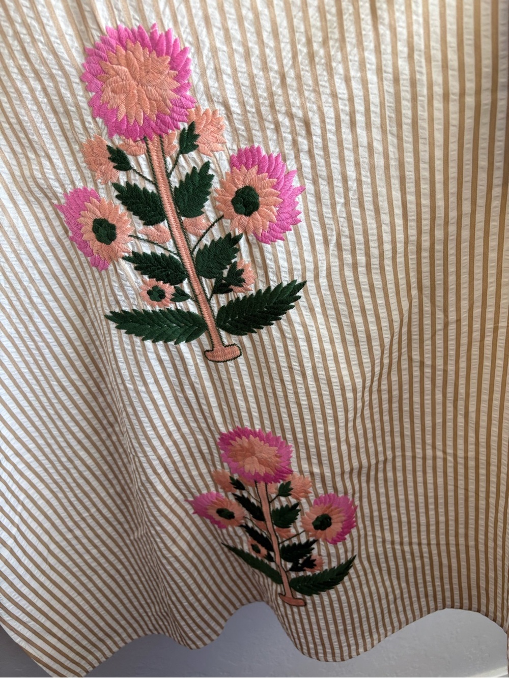 ❤️NEW entro Embroidered Floral Stripe Maxi Dress - Cream & Pink - Picture 3 of 13
